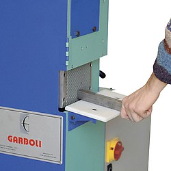 Garboli TRIS - станок для шлифования труб